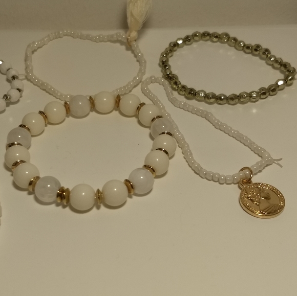 PEARL BRACELET SET - Cute multiple layer jewelry - Picture 4 of 5